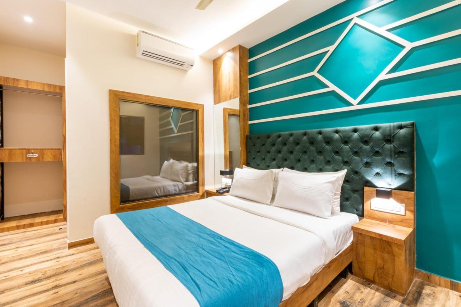 Prince Hotel Mumbai Exterior foto